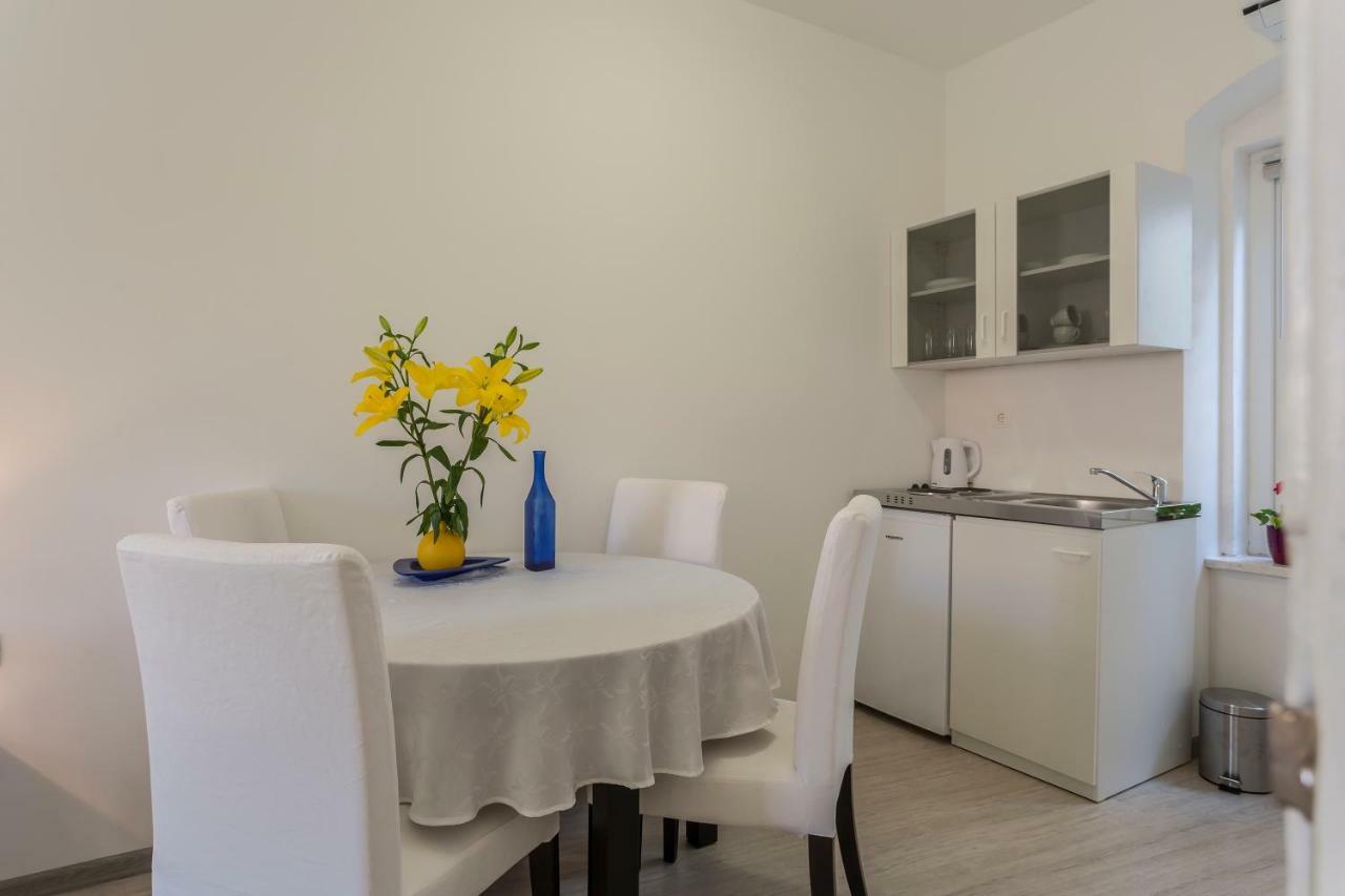 Appartement Old Town Tower Split Extérieur photo