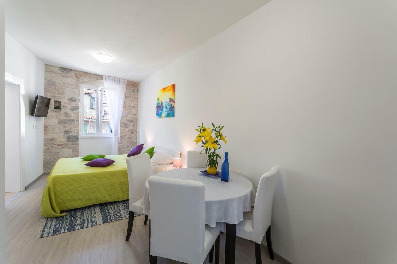 Appartement Old Town Tower Split Extérieur photo